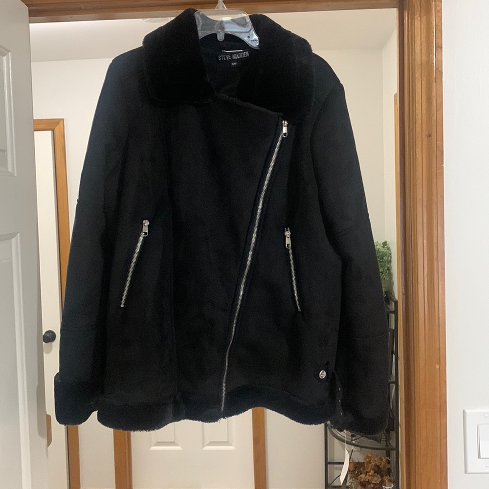 Women’s XL stylish coat- Steve Madden. Never worn